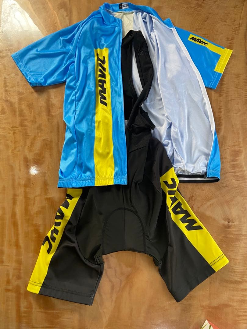 新品サイクルウェア　春夏　上下セット　ビブ