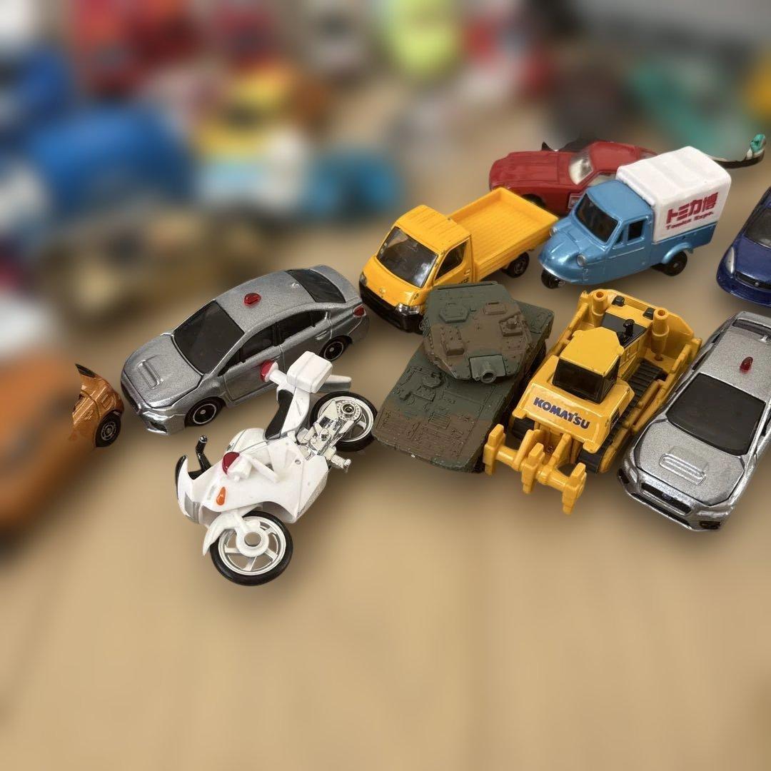 トミカ ミニカーセット 44台