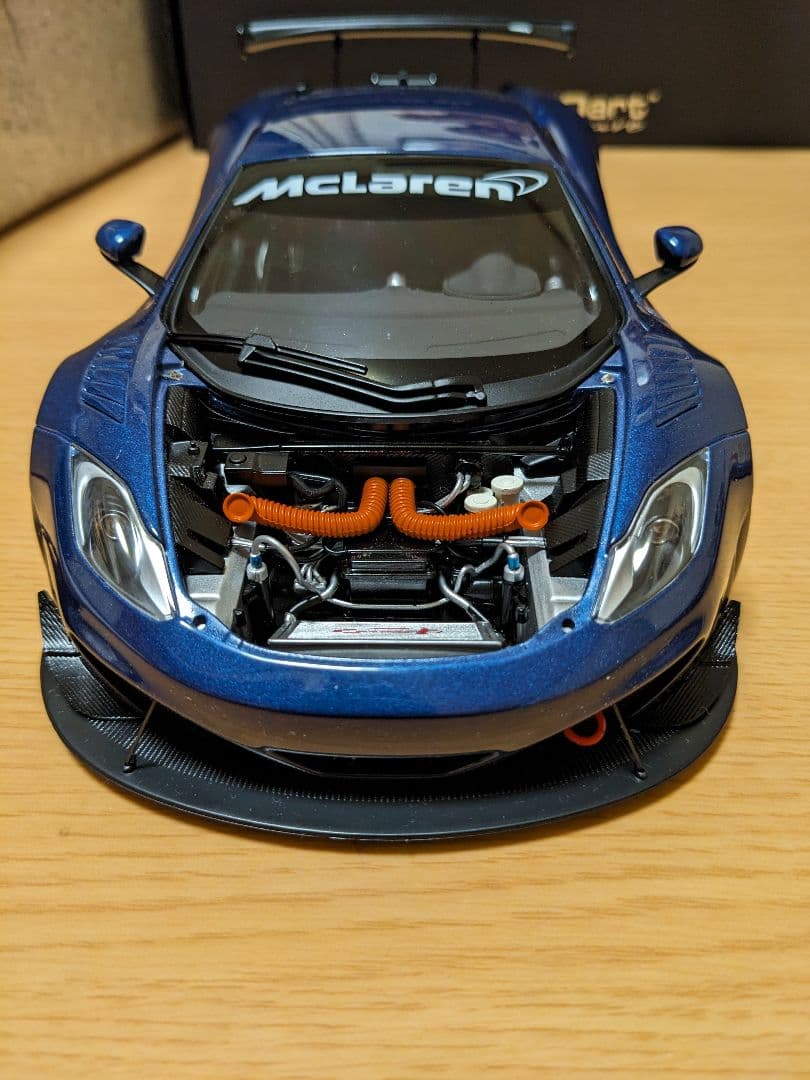 オートアート1/18　マクラーレン 12C GT3