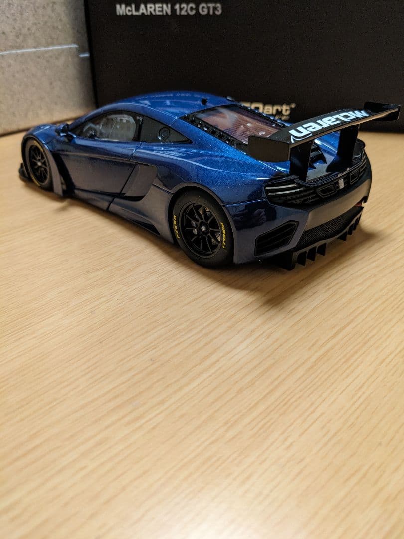 オートアート1/18　マクラーレン 12C GT3