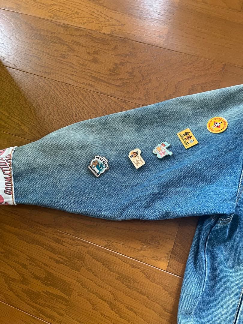 トイストーリー　ピンバッジ　コレクション