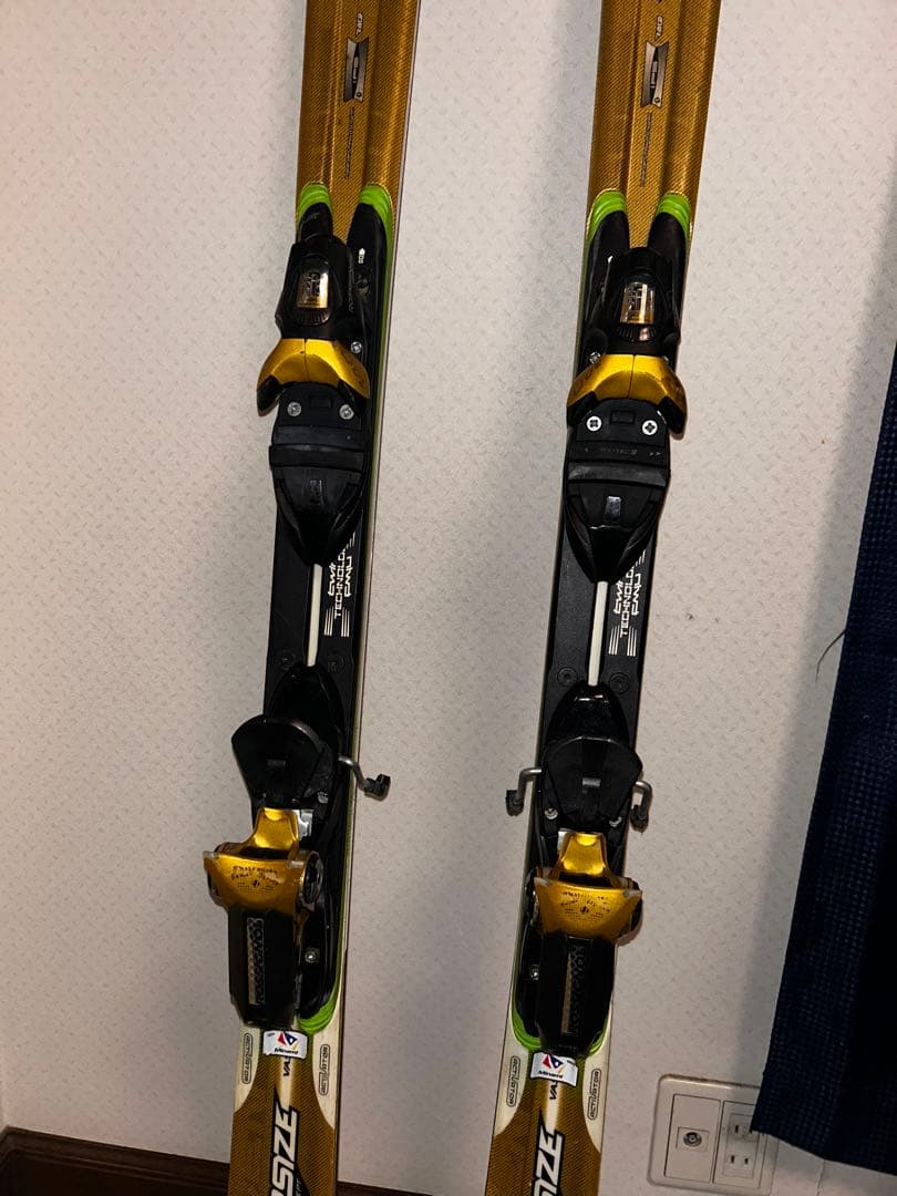 k*7様 ROSSIGNOL GS スキー 板 イエロー/ブラック