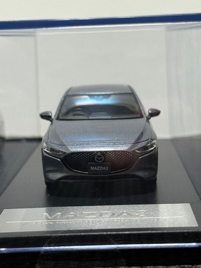 d*3様 ハイストーリー　MAZDA3 1/43