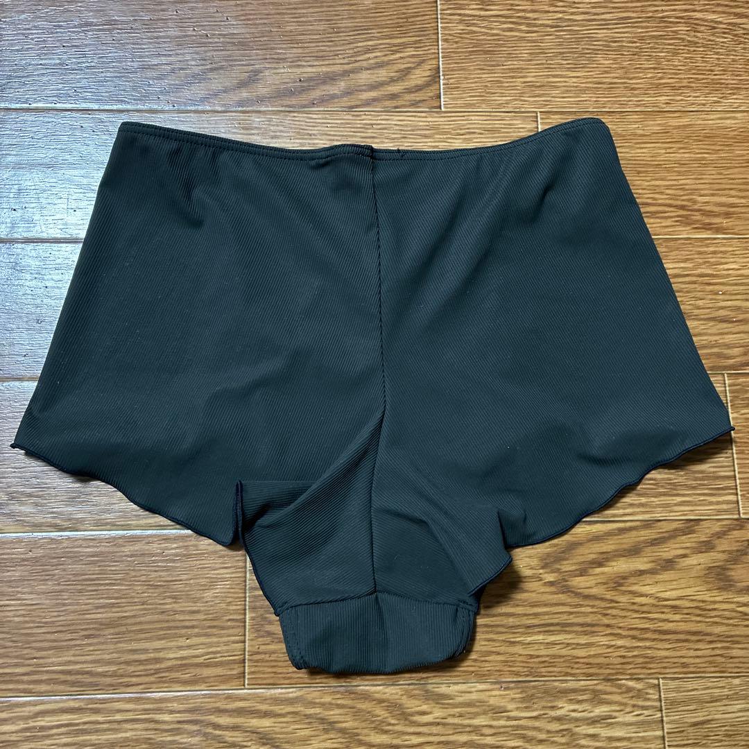 美品　TAARA clothing ショートパンツ　ヨガ　水着
