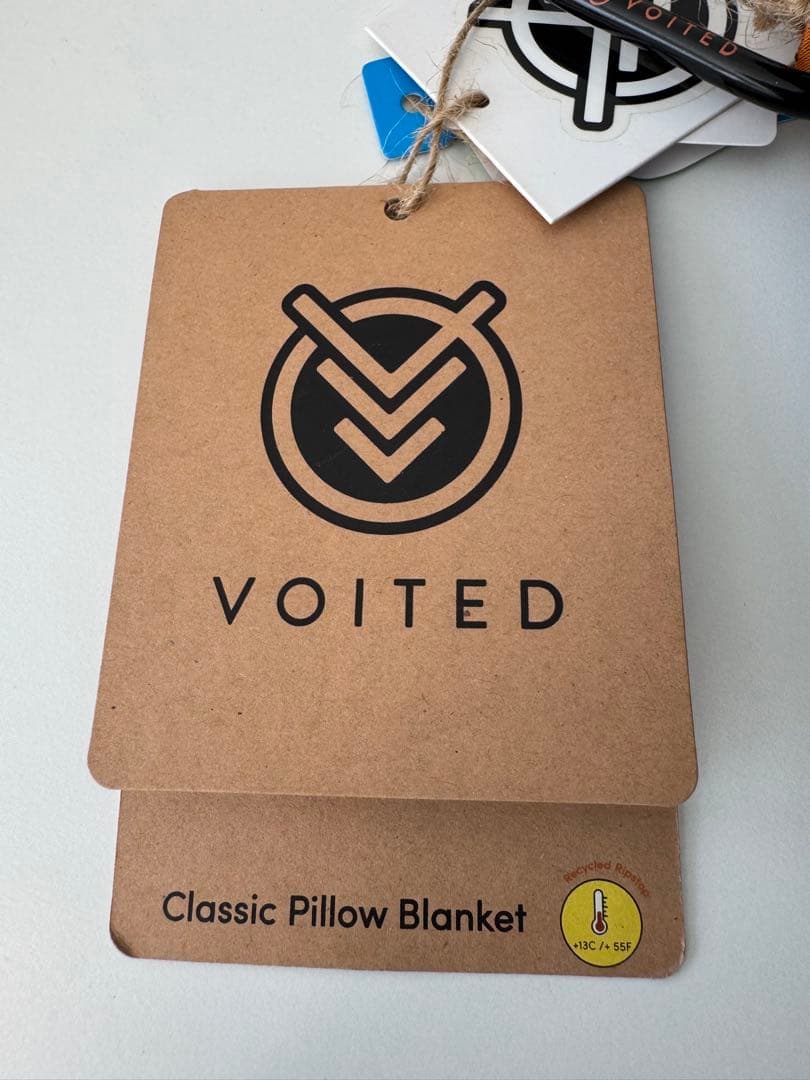 【新品　未使用】VOITED Classic Pillow Blanket