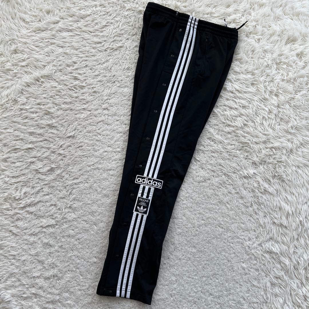adidas トレフォイル　刺繍　ジャージ　パンツ　洗える