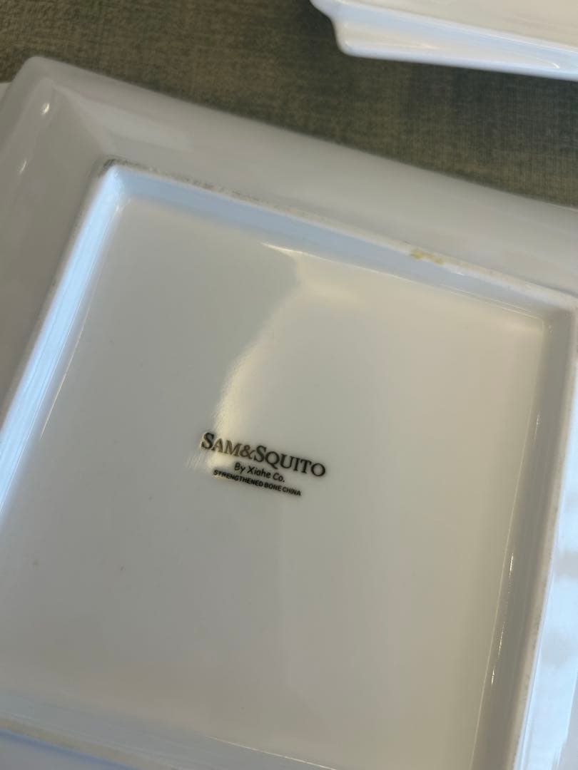 アメリカ購入　白&シンプル＆デザインの食器10枚セット