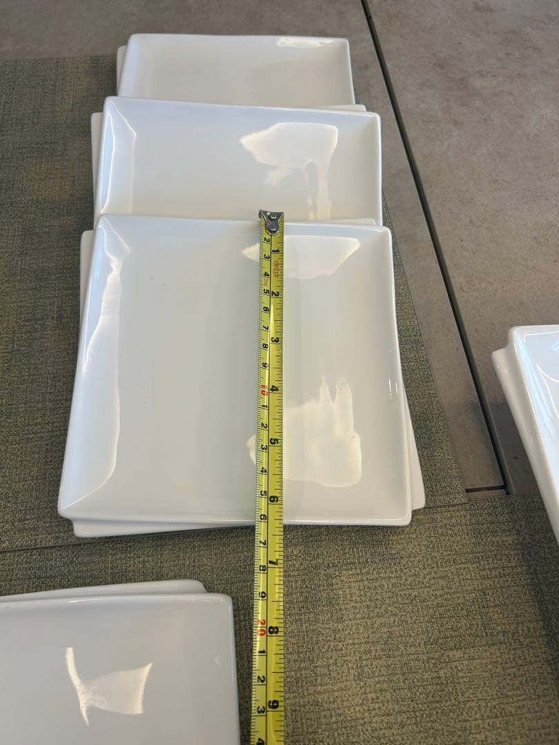 アメリカ購入　白&シンプル＆デザインの食器10枚セット