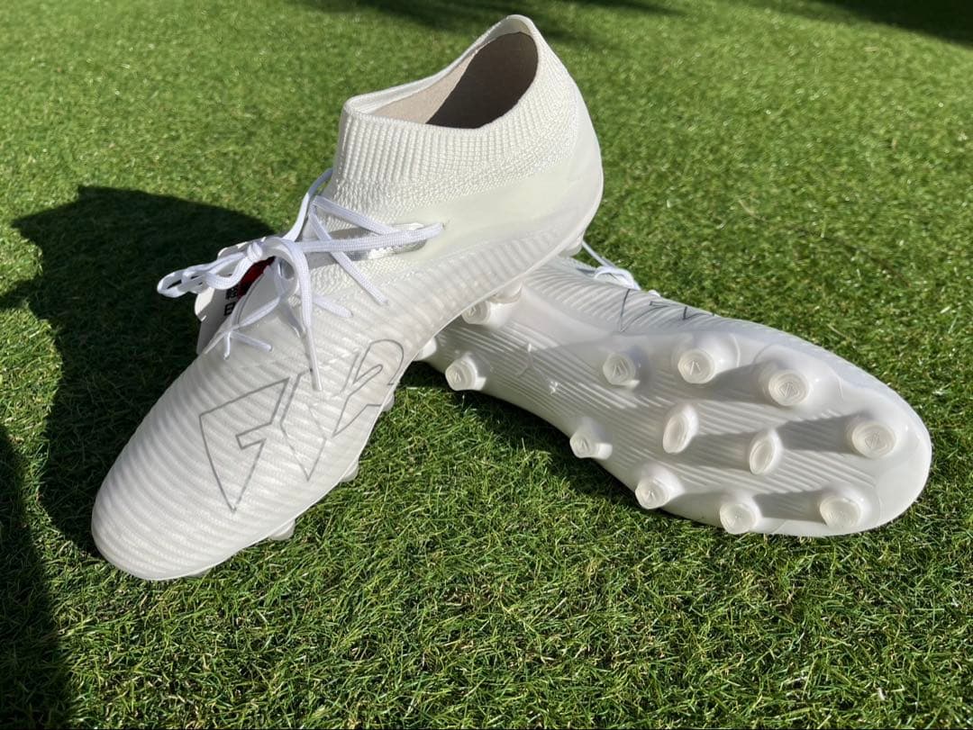 【お値下】最新モデルPUMA サッカースパイクFUTURE 8 PRO HG