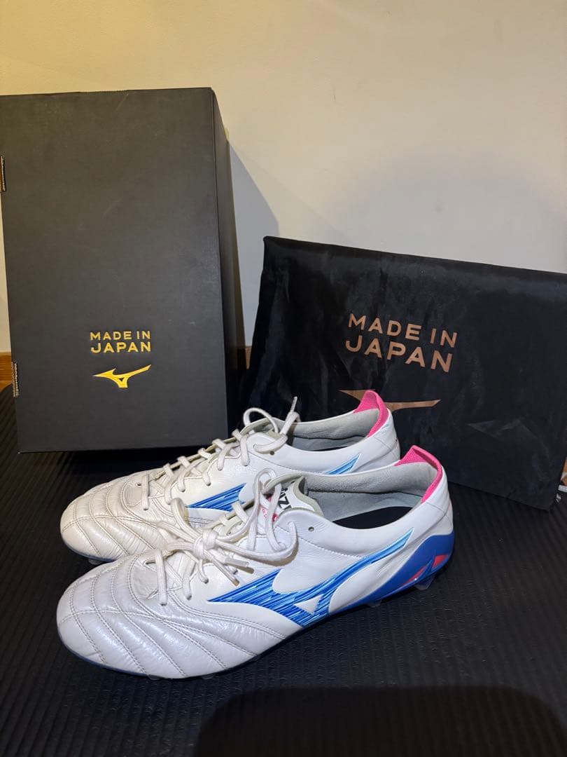 ミズノモレリアネオⅣJAPAN スーパーホワイトパール×ターコイズ 限定色