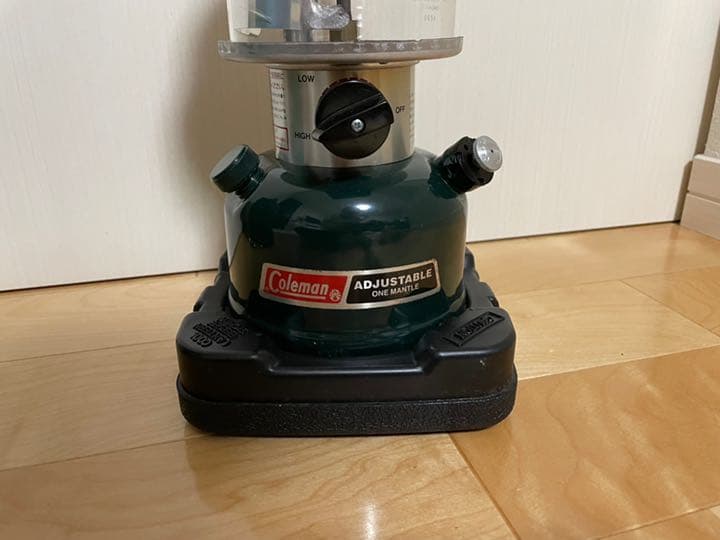 セール中！！　　92年代モデル　Colemanガソリンランタン