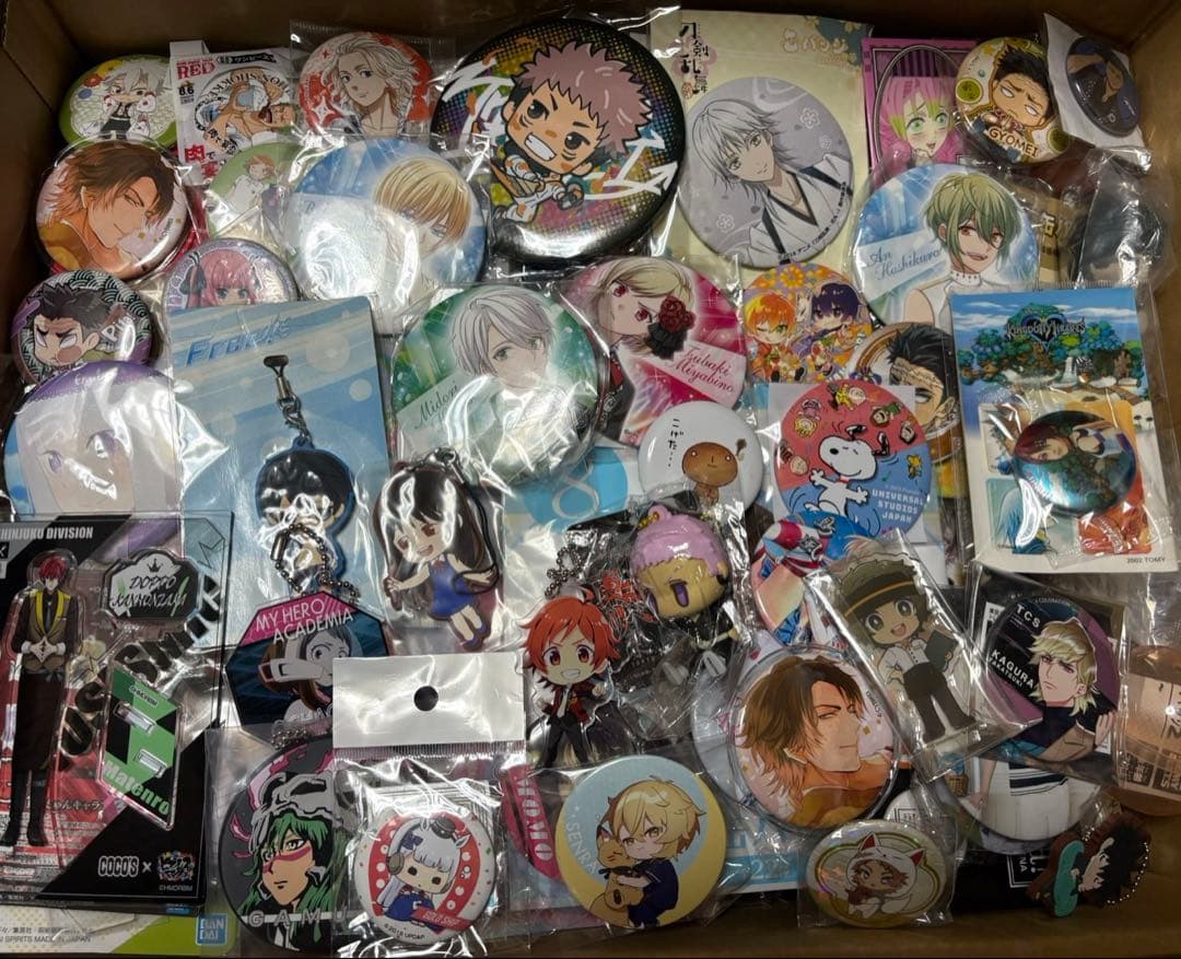 アニメ　アニメグッズ　キャラクターグッズ　まとめ売り　大量　激安　#04