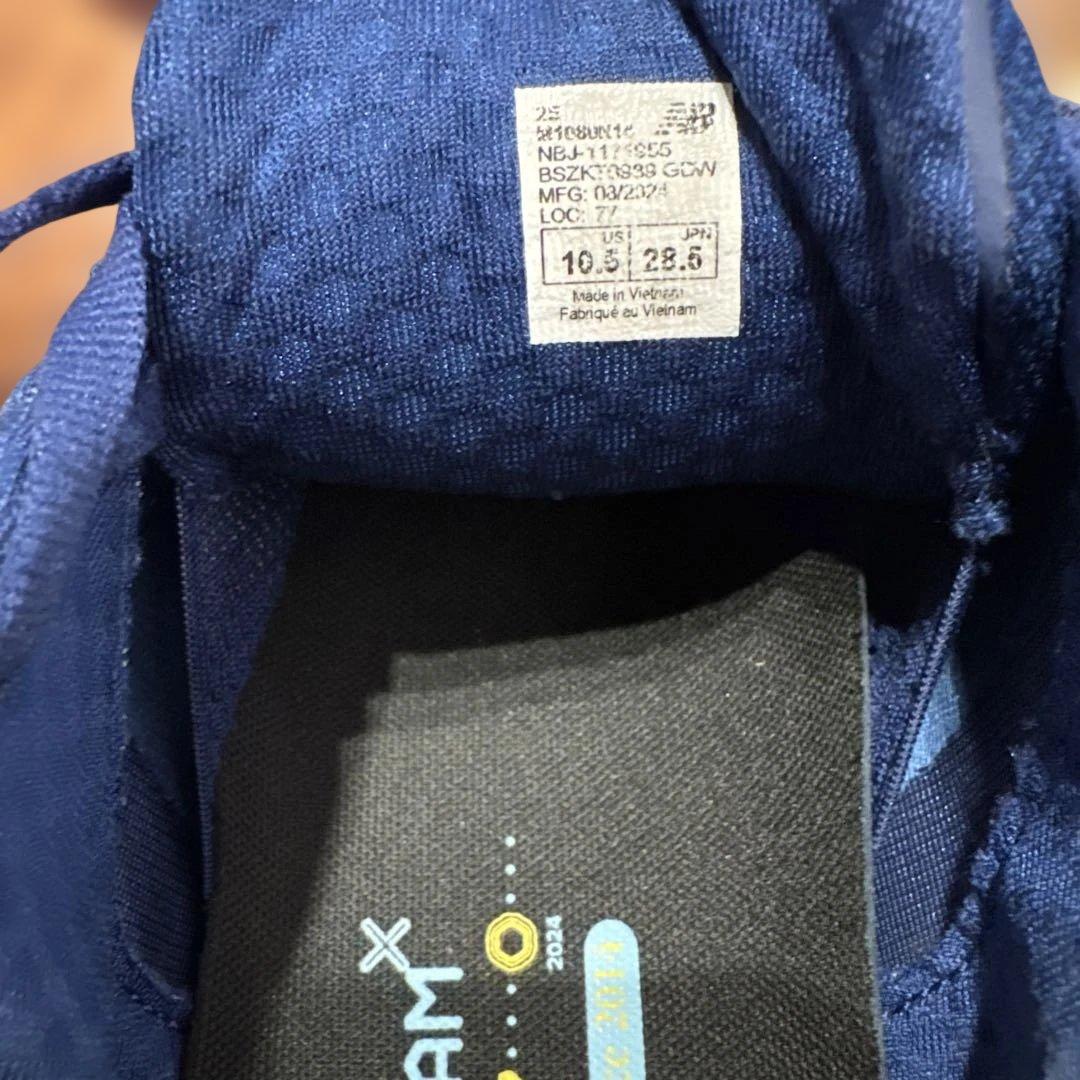ニューバランス　ランニングシューズ　28.5cm
