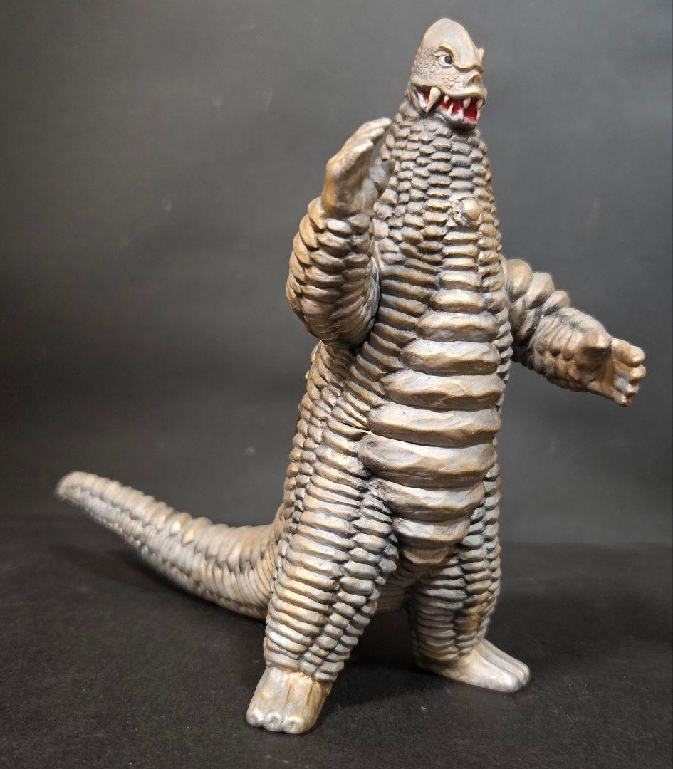 ウルトラ怪獣ソフビ　怪彗星ツイフォン　リペイント完成品
