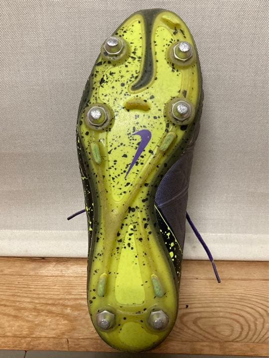 ナイキ　ハイパーヴェノムファントム2 SG パープルブラック