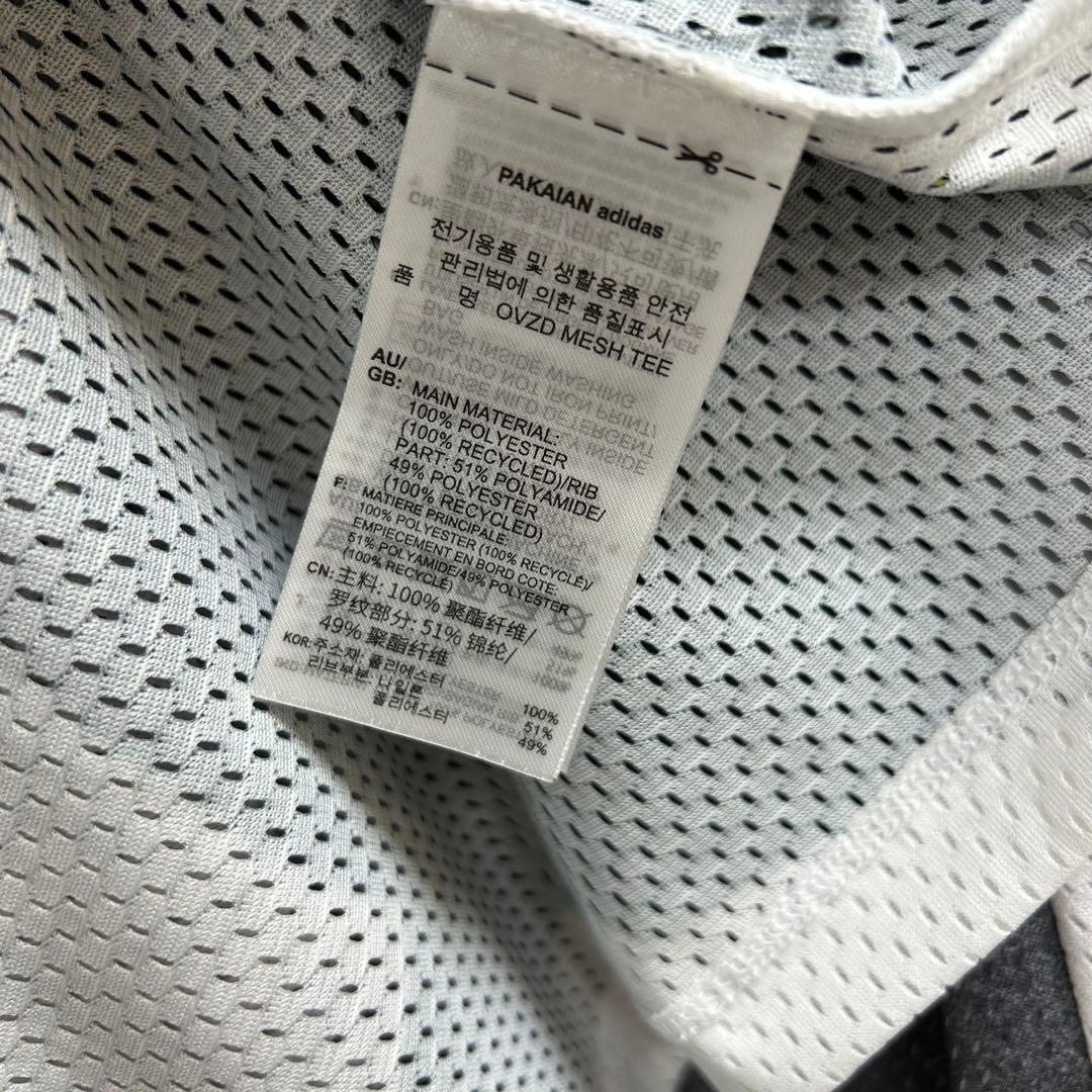 新品未使用！　adidas グラフィックメッシュ長袖Tシャツ　グレー