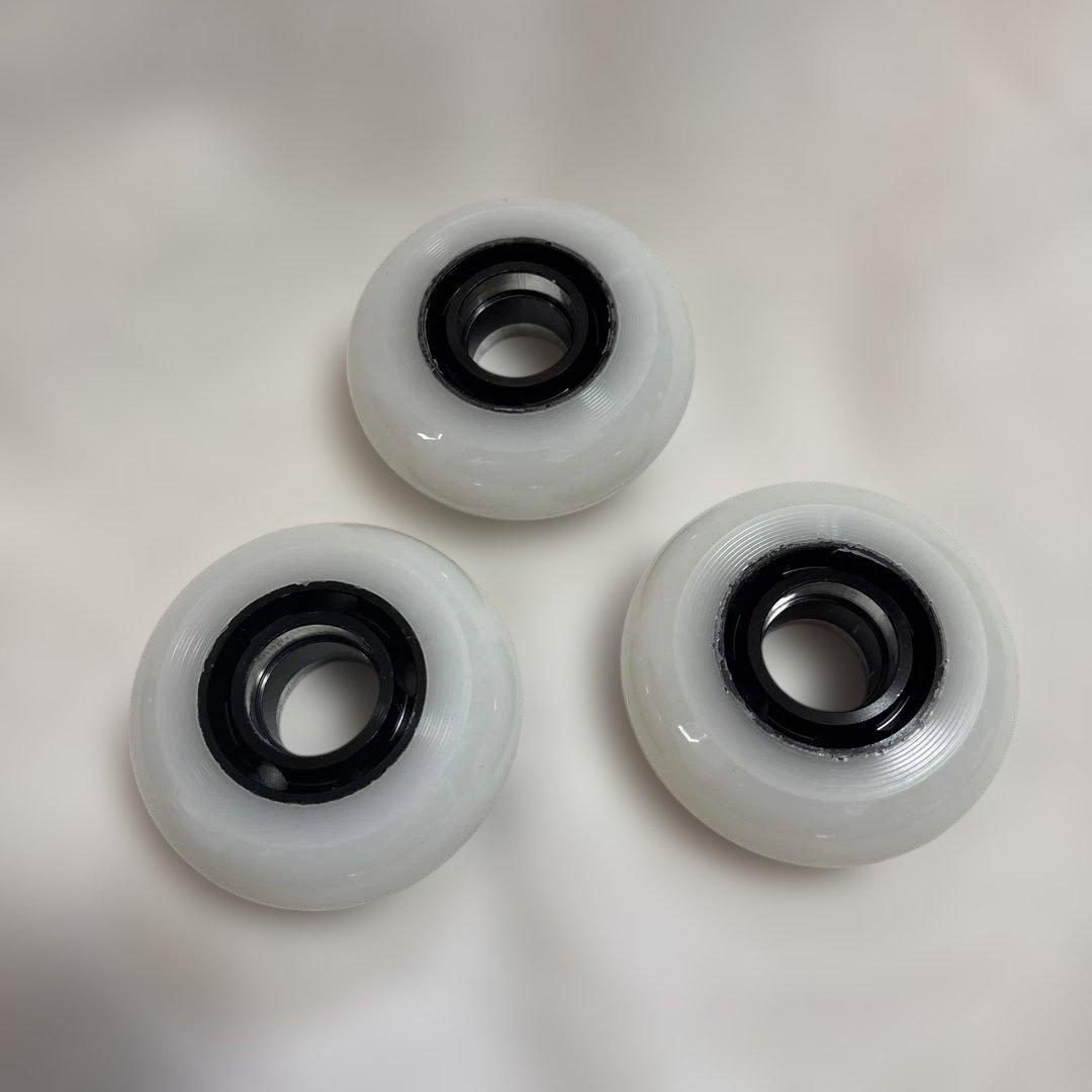 アグレッシブインラインスケートウィールUNDERCOVER 68MM 88A
