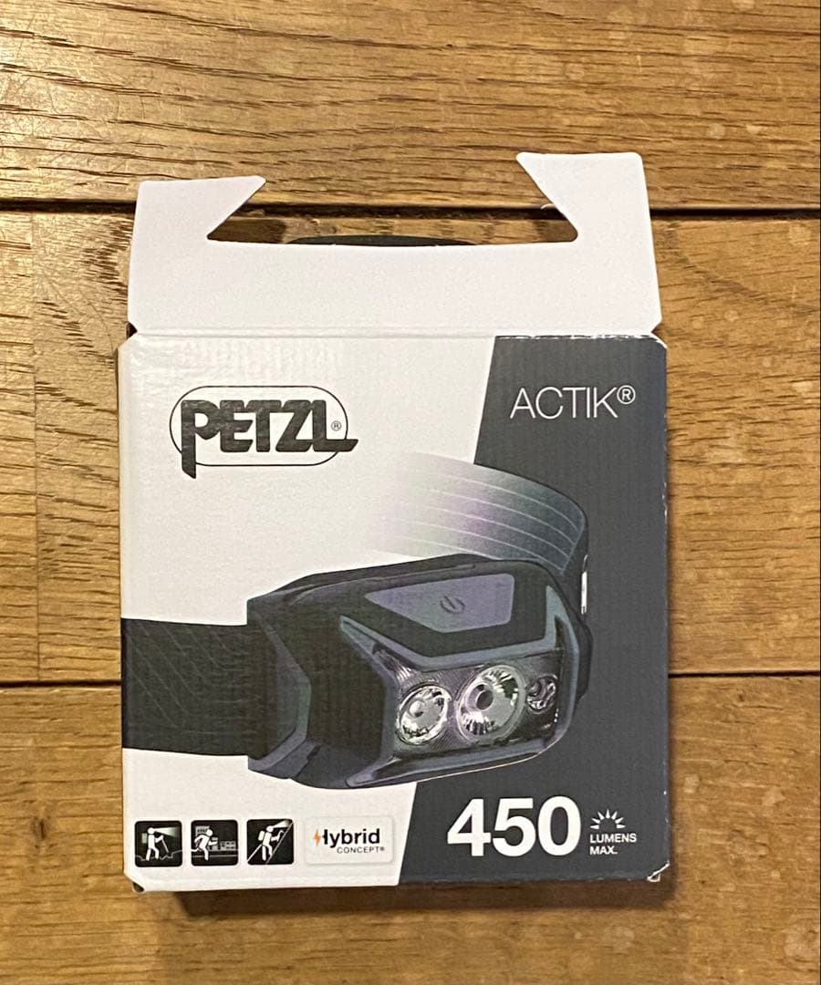 新品未使用　PETZL ACTIK 450 ヘッドランプ