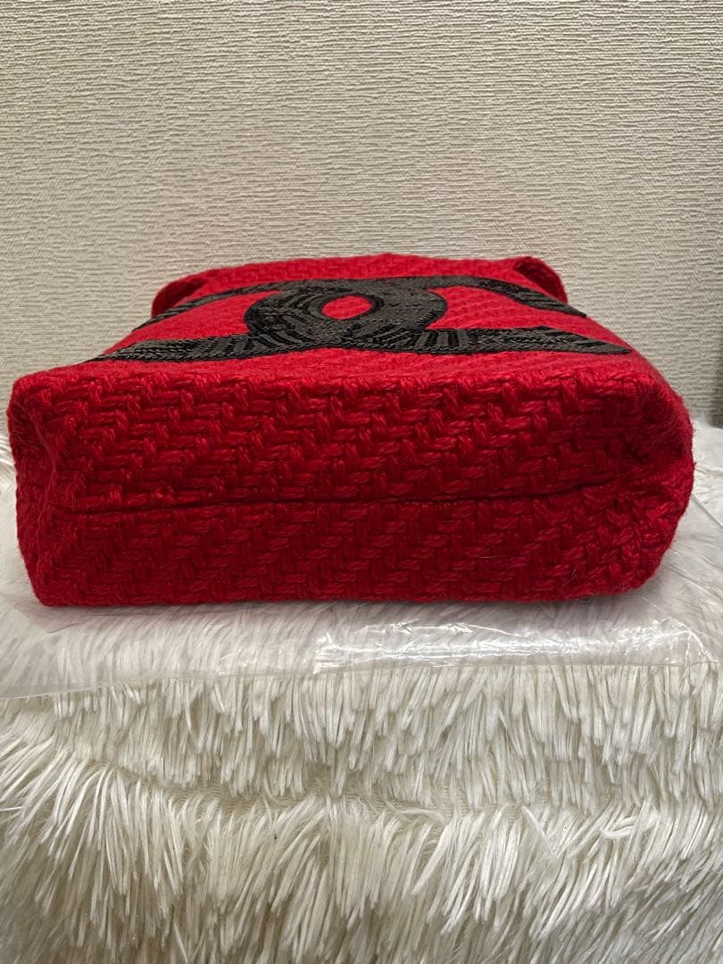 CHANELノベルティ ショルダーバッグ　クマエコバッグ付き ❣️