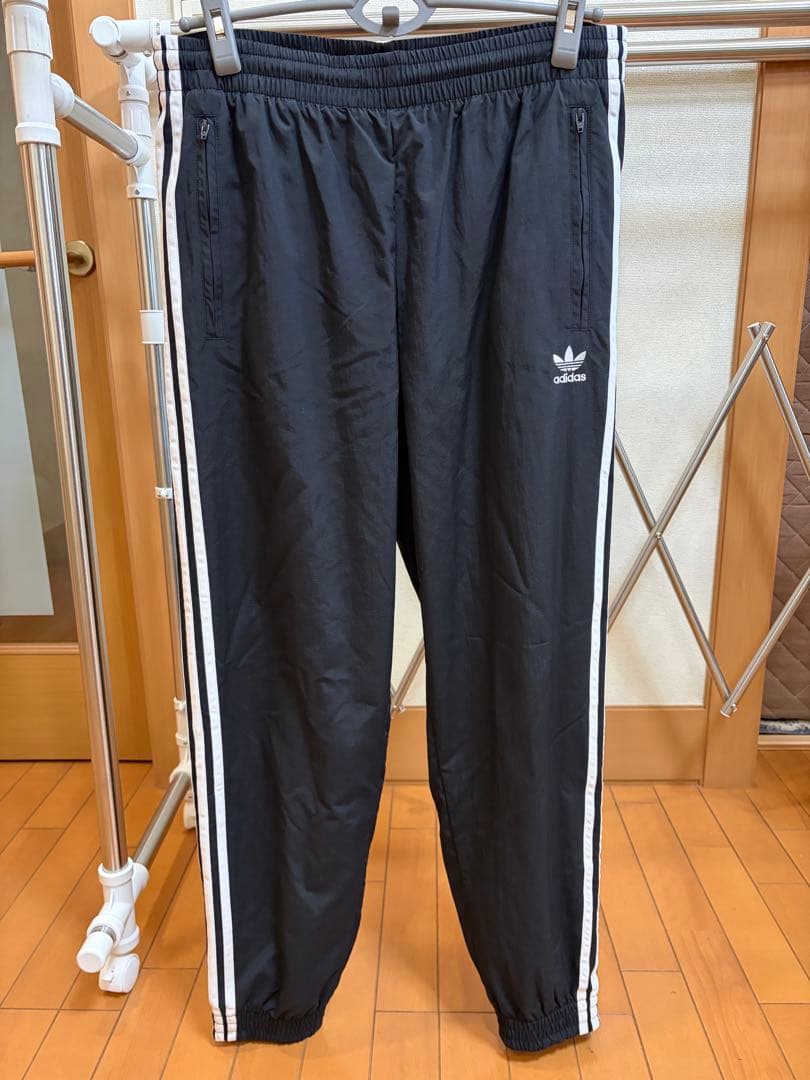 adidas アディダス オリジナルス トレフォイルロゴ ナイロン　セットアップ