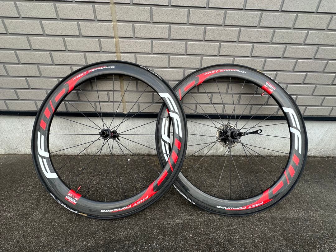 FFWD F5R カーボンホイール