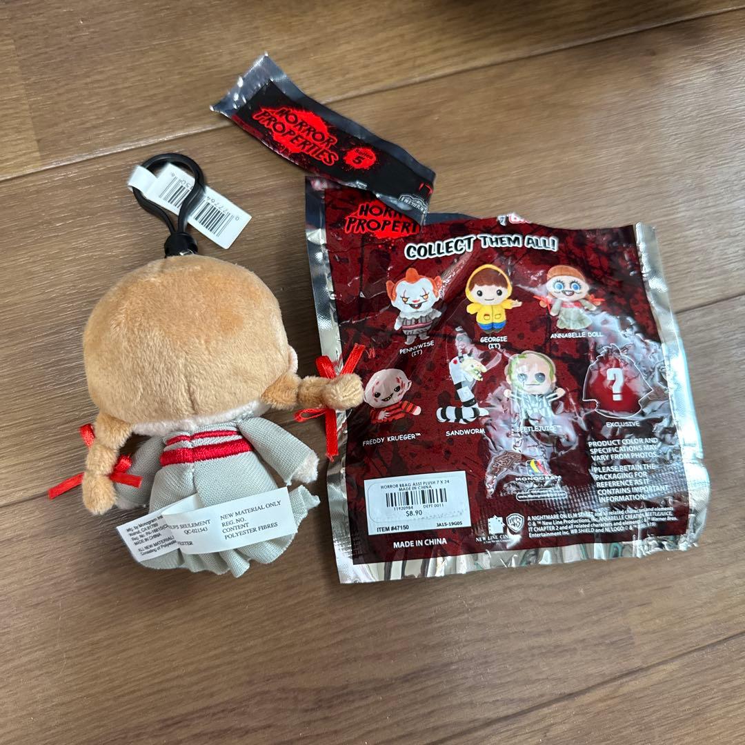HORROR PROPERTIES アナベル　ぬいぐるみ　キーホルダー