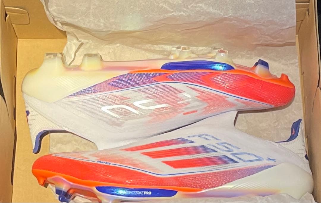 28.5cm F50+FG adidas 箱無し