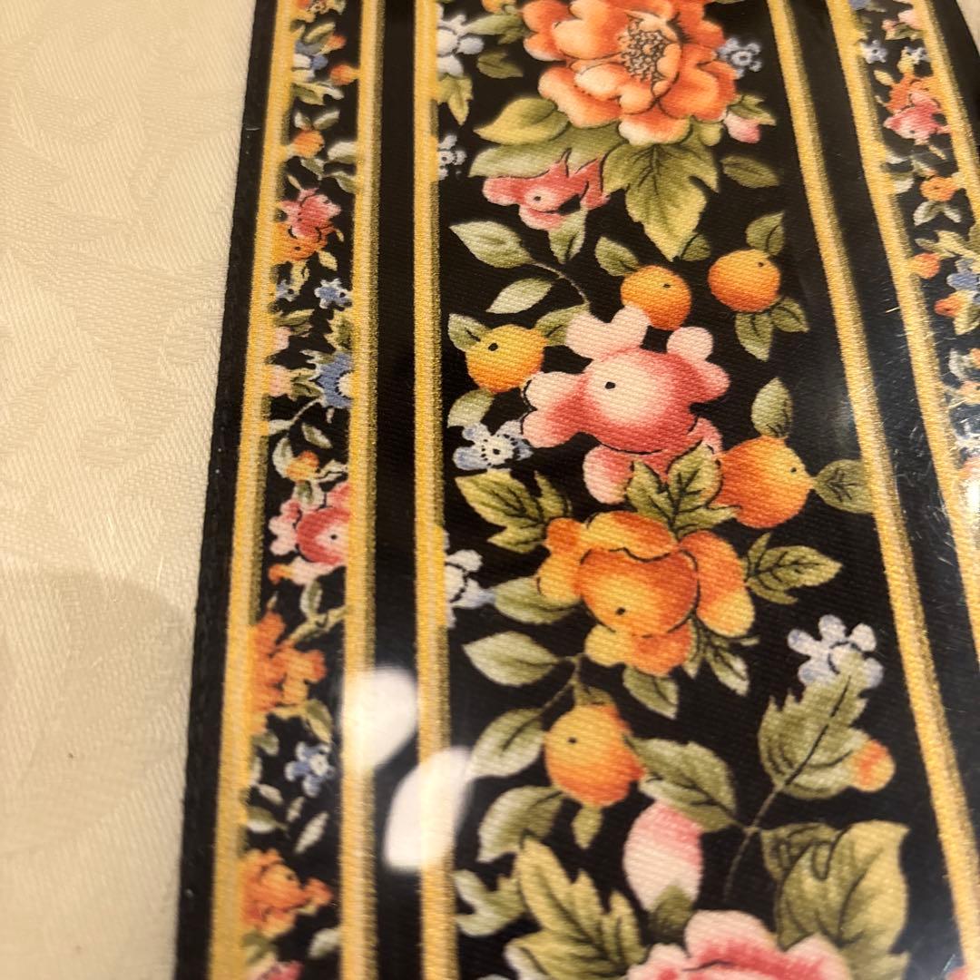 未使用品　 テーブルクロス クリオ