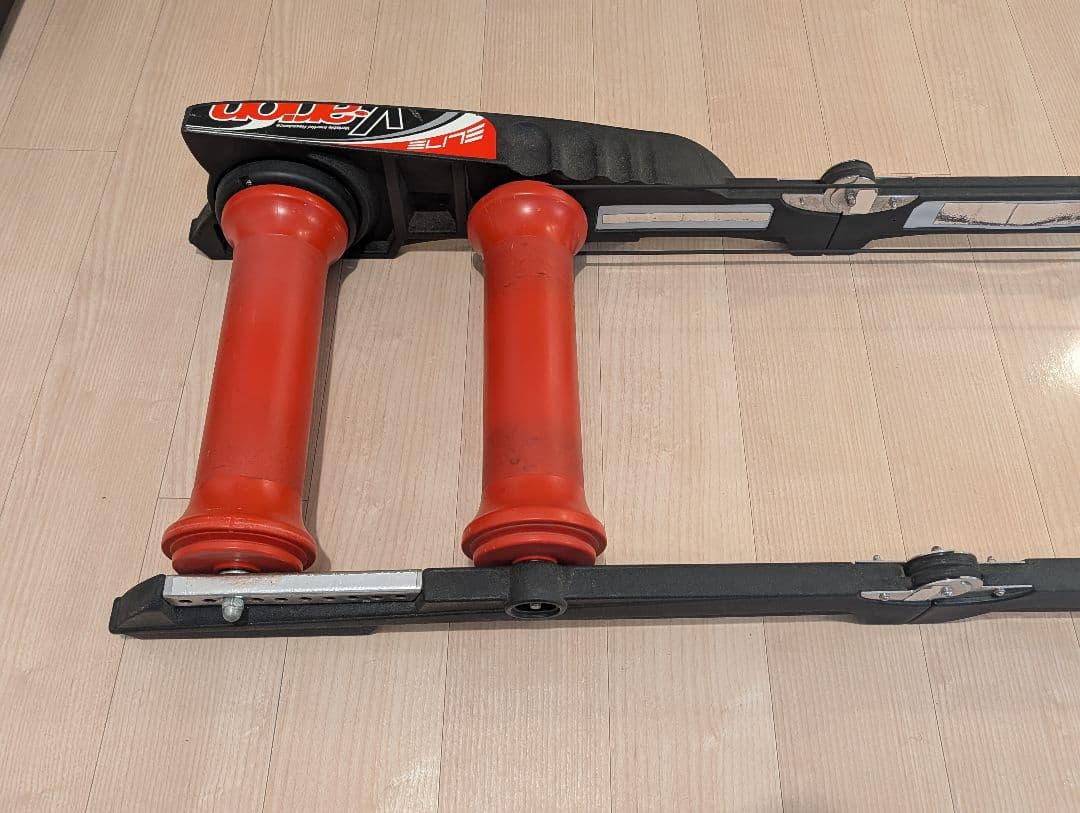 ELITE 3本ローラー台　V-Arion