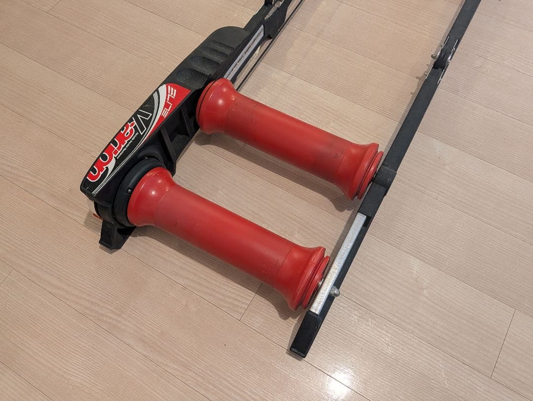 ELITE 3本ローラー台　V-Arion
