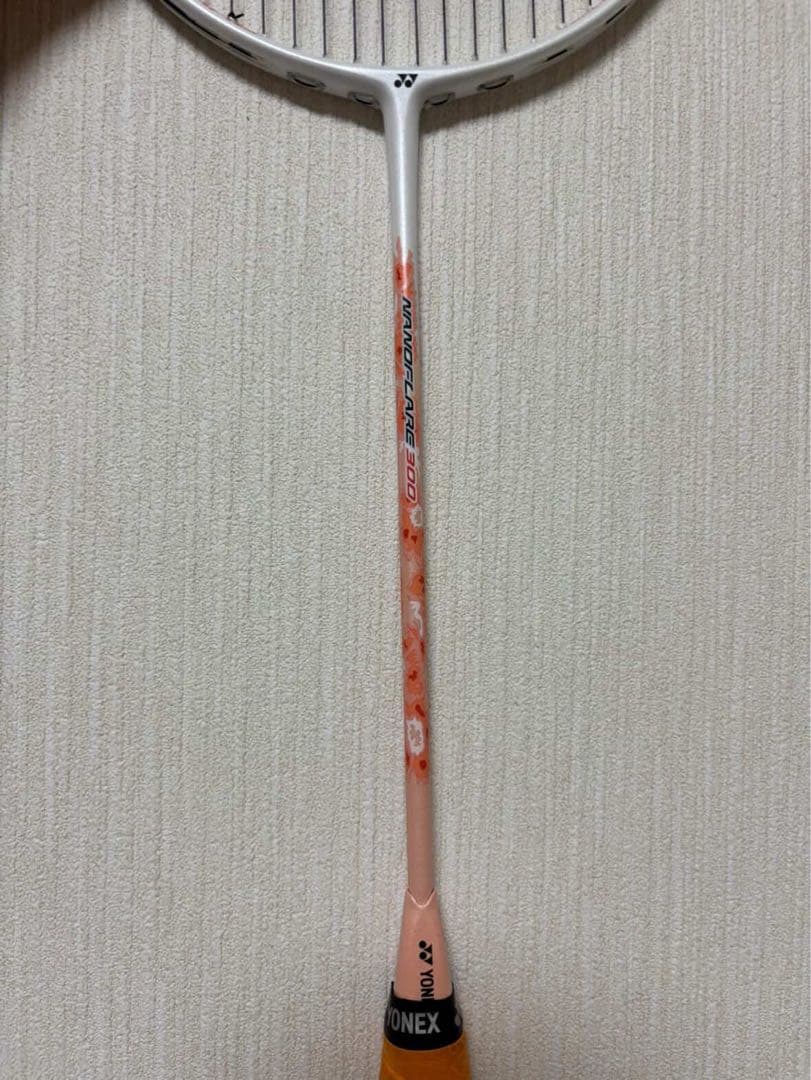 YONEX Nanoflare 300 バドミントンラケット