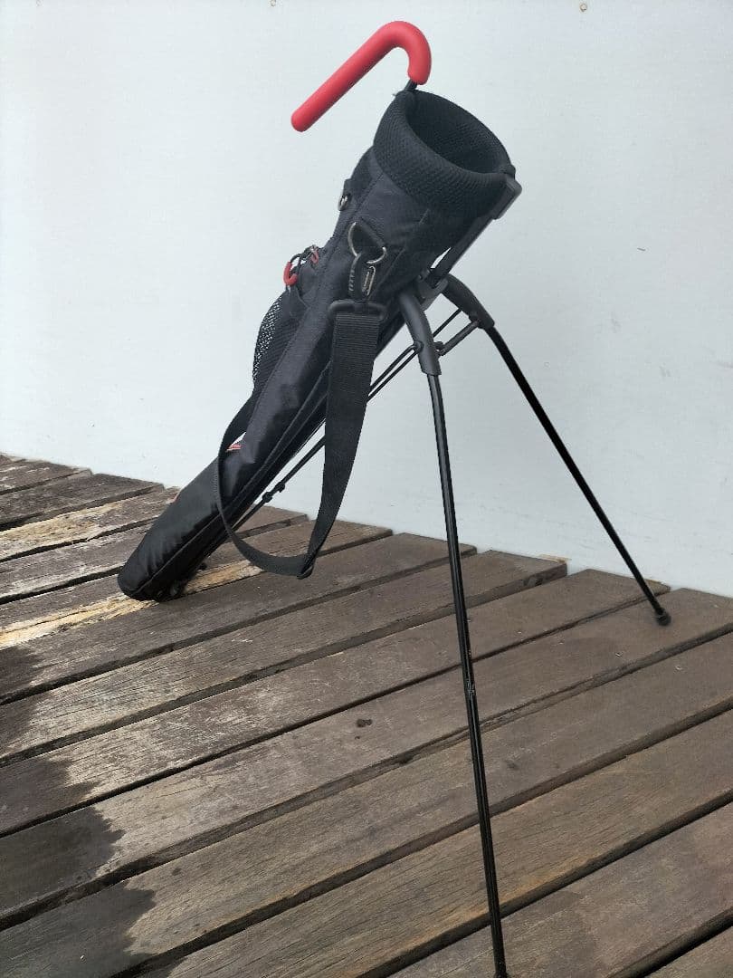TaylorMade スタンド付きキャディバッグ サブバック スタンド