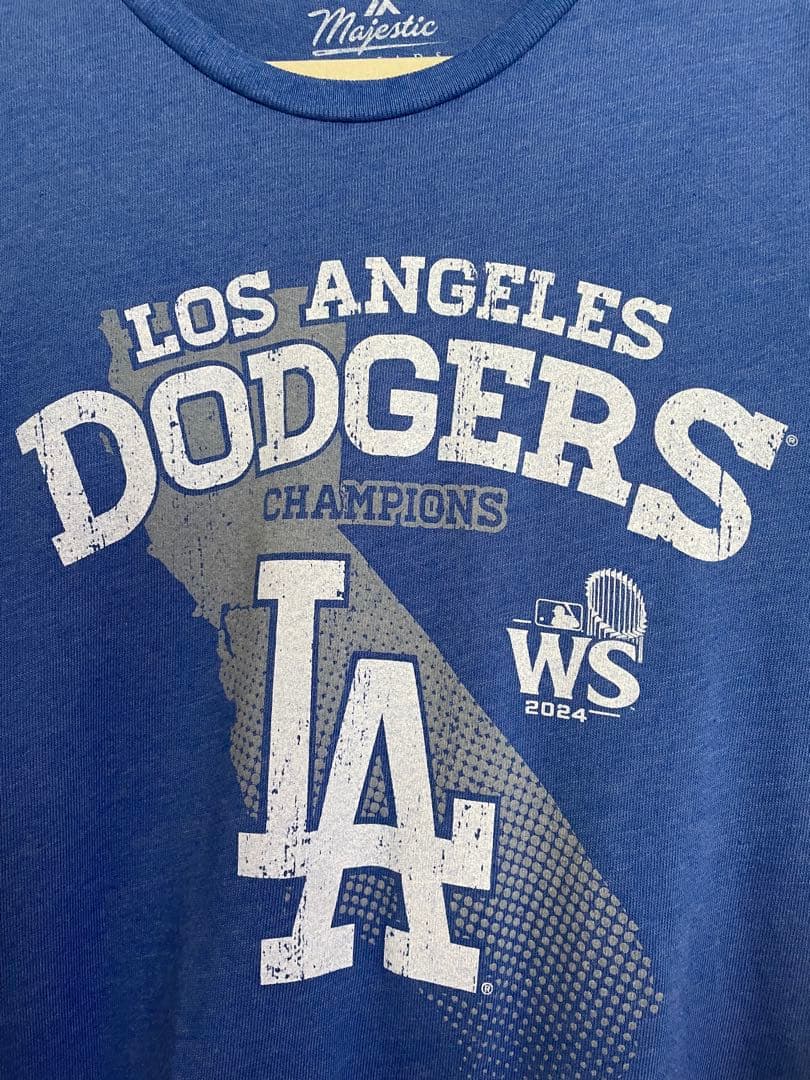 希少　MLB 2024ワールドチャンピオン　ドジャース 選手名Tシャツ　女性