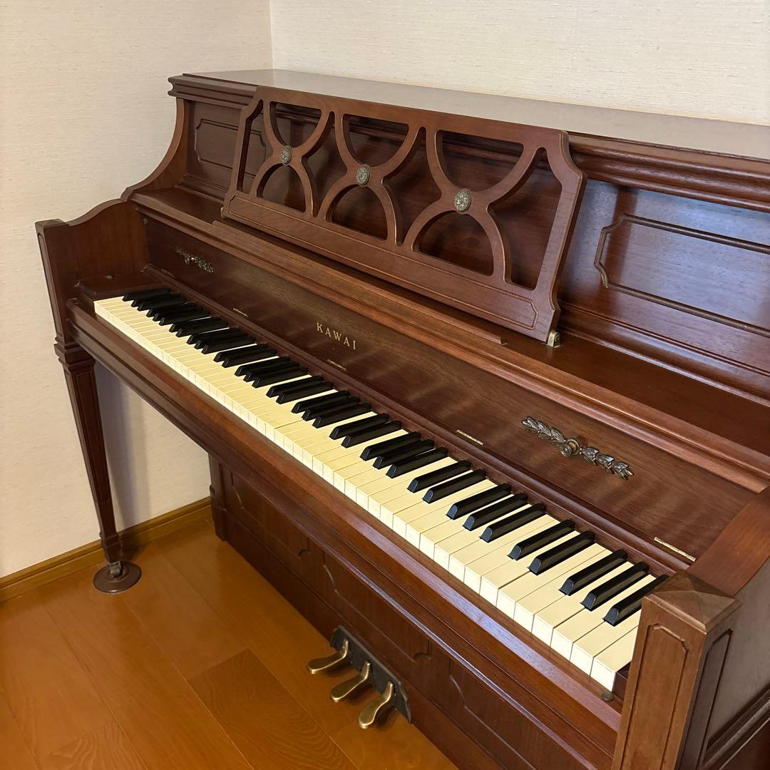 【R.7年11月調律・整調済】 KAWAI ピアノKL-62WI 椅子他付属品有