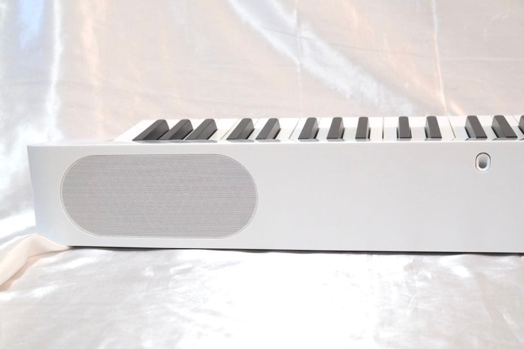 CASIO Privia PX-S1100WE ホワイト 88鍵 電子ピアノ