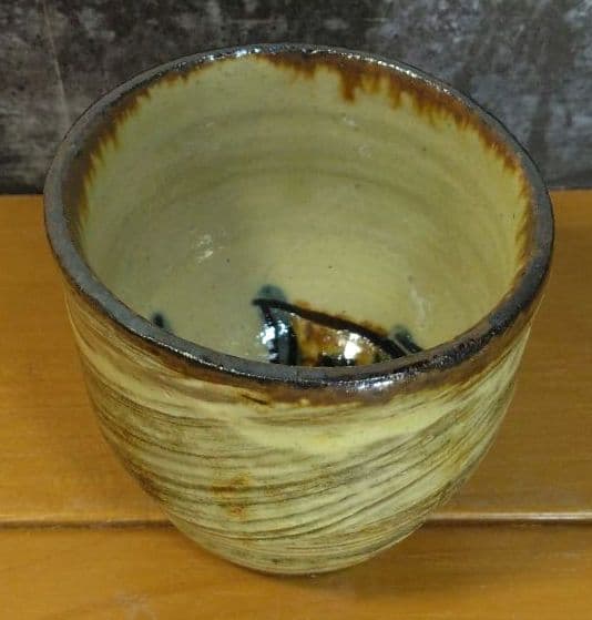 人間国宝 金城次郎 立ぐい(魚紋) 栞 共箱 美品 壺屋焼 やちむん 壷屋焼