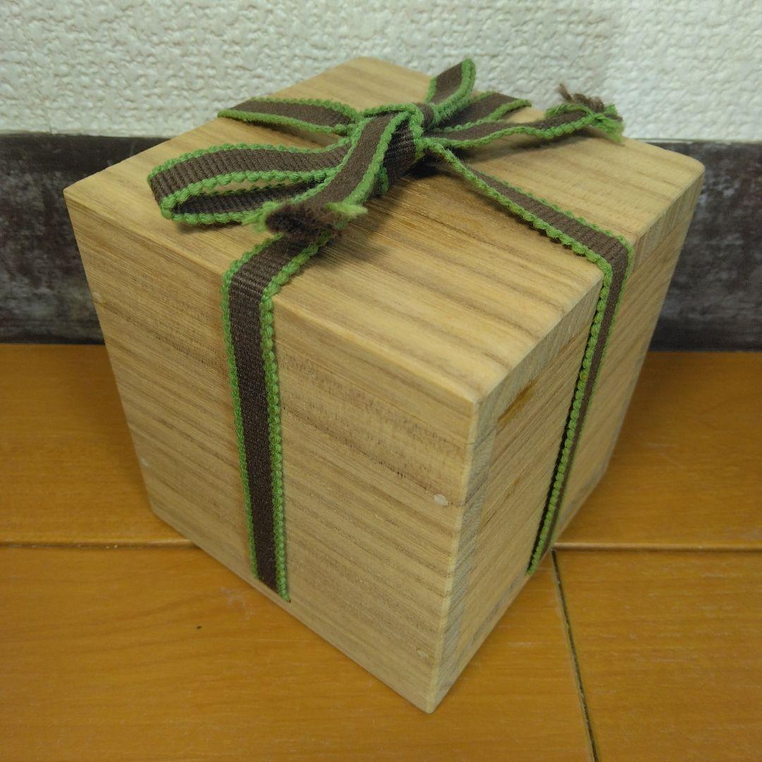 人間国宝 金城次郎 立ぐい(魚紋) 栞 共箱 美品 壺屋焼 やちむん 壷屋焼