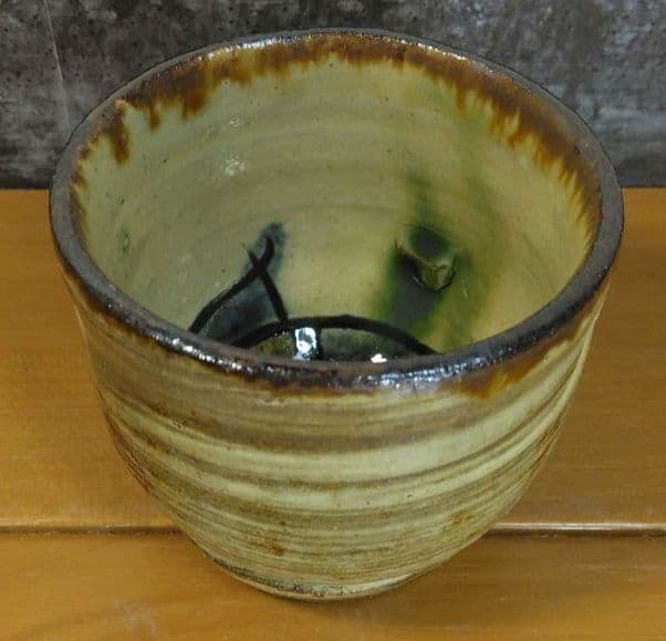 人間国宝 金城次郎 立ぐい(魚紋) 栞 共箱 美品 壺屋焼 やちむん 壷屋焼