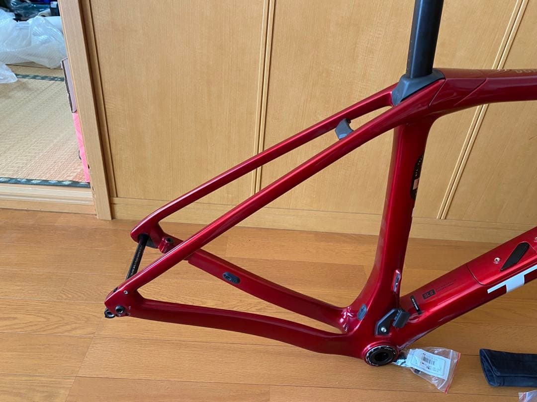 TREK DOMANE SL6 フレームセット　2024 サイズ52
