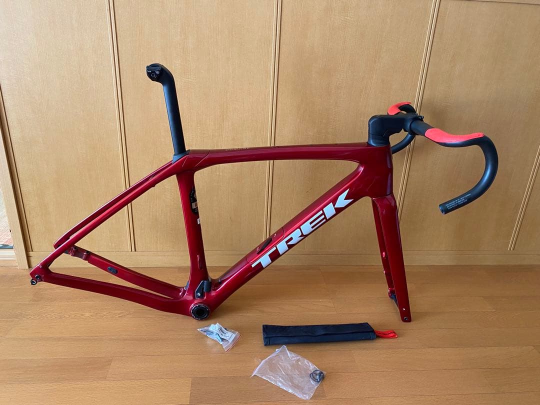 TREK DOMANE SL6 フレームセット　2024 サイズ52