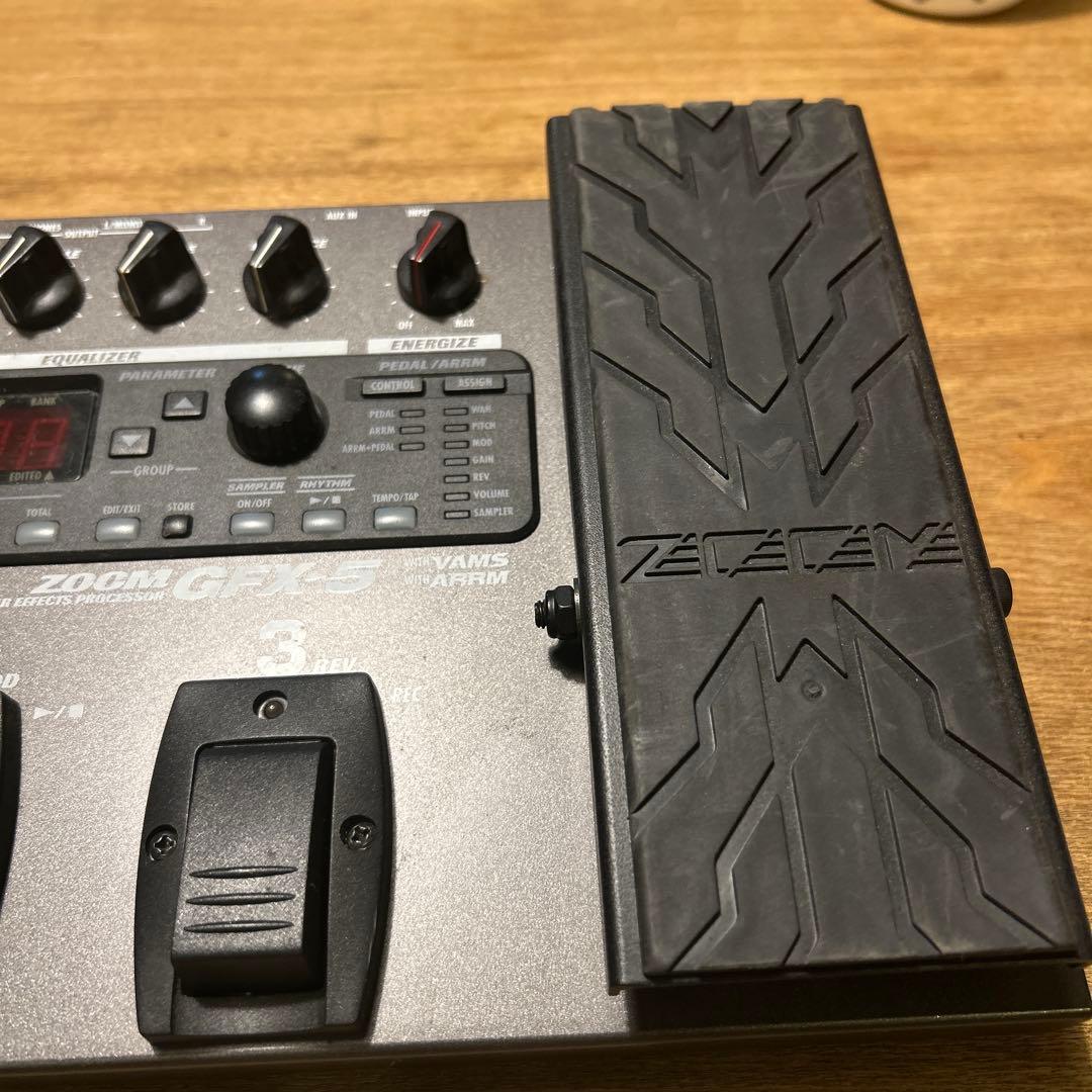 Zoom Gfx-5 マルチエフェクトプロセッサー ギタープリアンプペダル