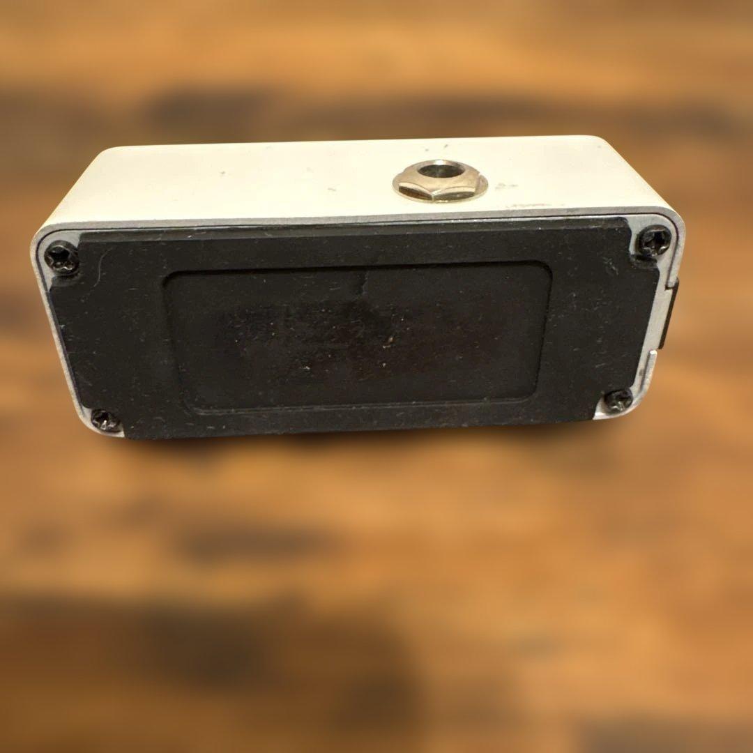 ギター MOOER MICRO PREAMP 005