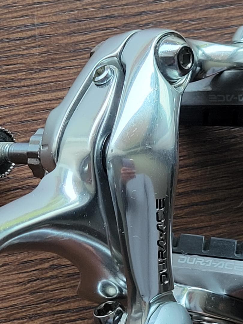 シマノ DURA ACE キャリパーブレーキ(BR-7403)
