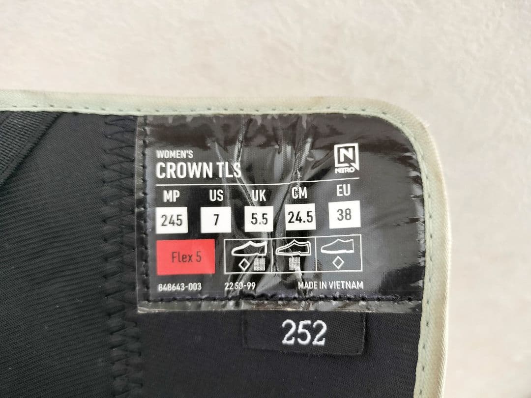 Nitro CROWN TLS スノーボードブーツ 女性用 US7