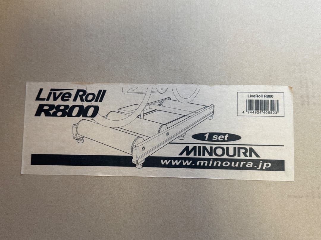 25/5 購入　MINOURA R800 LiveRoll 3本ローラー