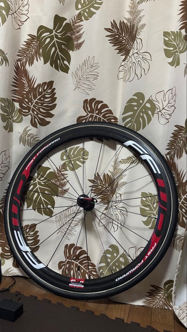FFWD F4R チューブラー DT240s シマノ11s タイヤ付き 回転良好