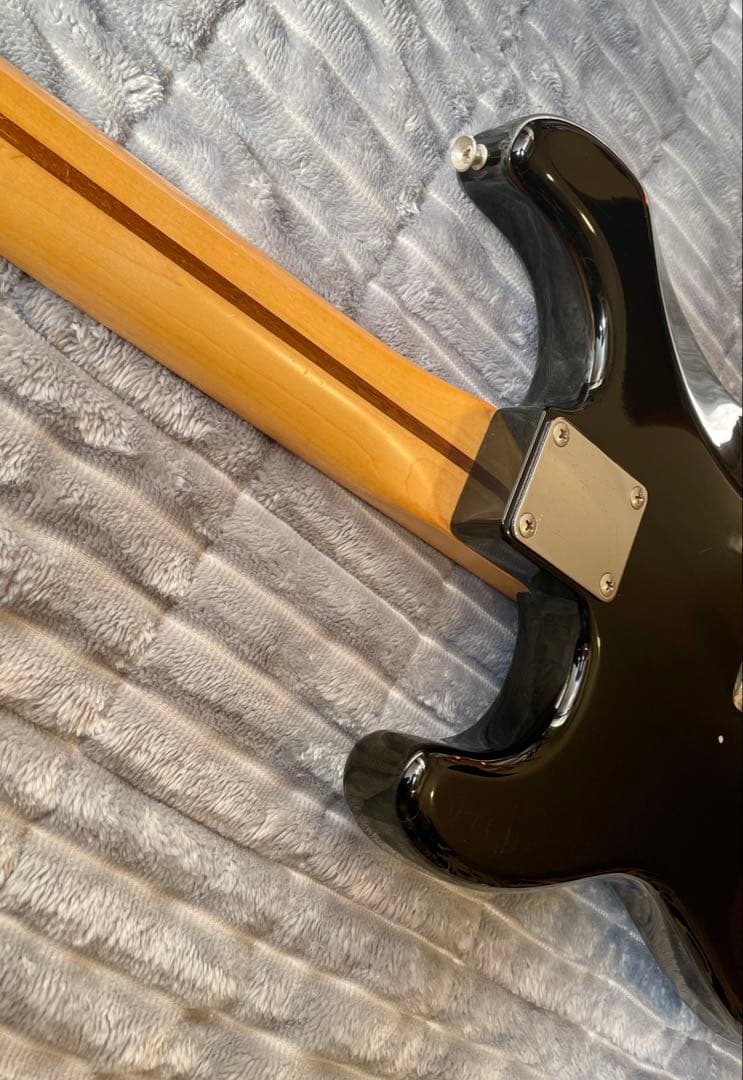 フジゲン製 Squier ストラキャスター SST33 Lシリアル