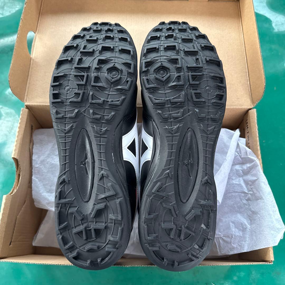 新品未使用　ミズノ　モレリアTF 27cm トレーニングシューズ