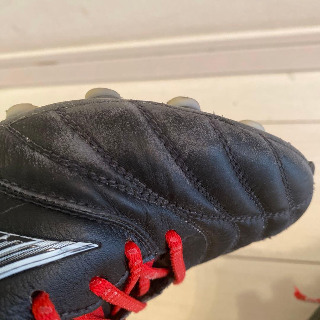 中古品　Mizuno Morelia NEO4サッカーシューズ 黒赤23cm