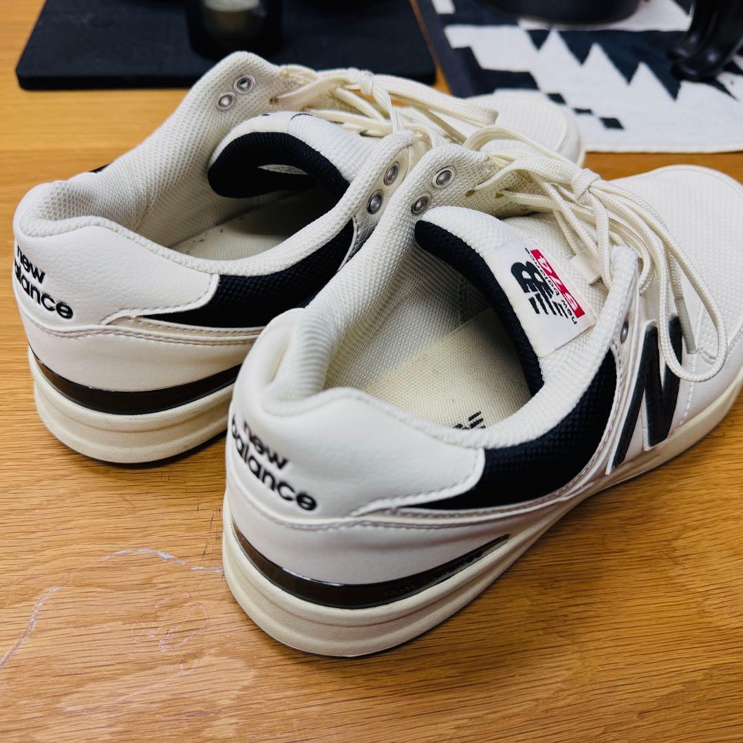 せ*じ様 【美品】New Balance スパイクレスシューズ UGC574 2
